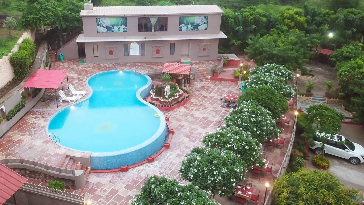 Araliayas Resort & Spa Udaipur Exterior foto